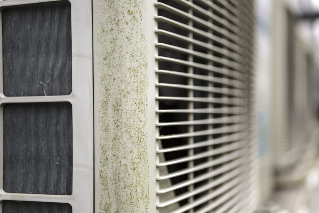 How to Clean Aircon Mould in Singapore: A Guide to Safe Removal and Prevention